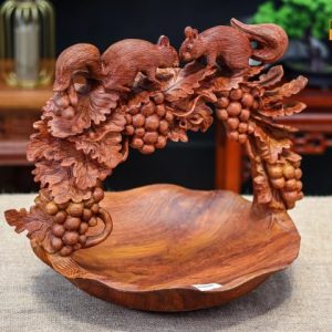 Giỏ nho sóc hương đá