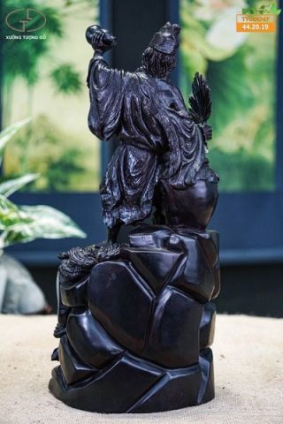 Tế công gỗ tử đàn tím