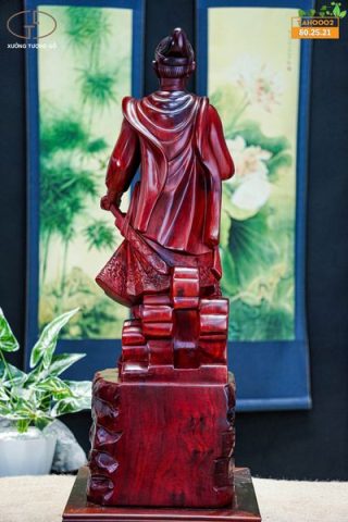 TƯỢNG TRẦN QUỐC TUẤN VƯƠNG MỘC TỬ ĐÀN