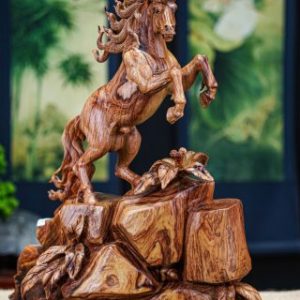 Nhất mã gỗ cẩm