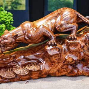 Báo săn mồi gỗ cẩm