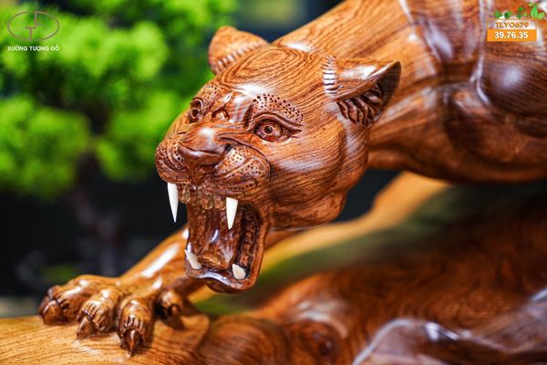 Báo săn mồi gỗ cẩm