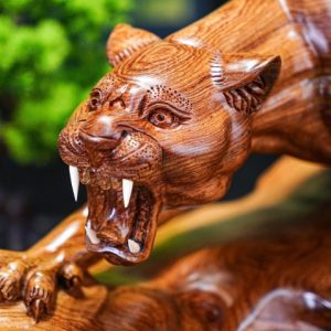 Báo săn mồi gỗ cẩm