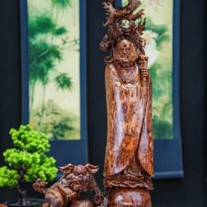 Đạt ma gỗ nu sưa