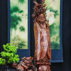 Đạt ma gỗ nu sưa