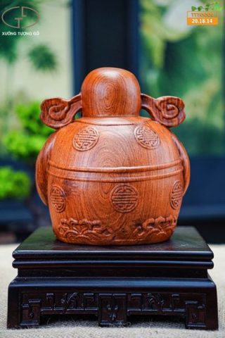 Thần tài gỗ hương
