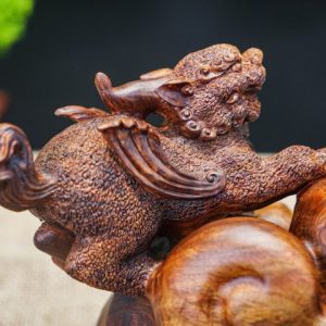 Tam nghê gỗ sưa