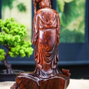 Ông thọ gỗ sưa