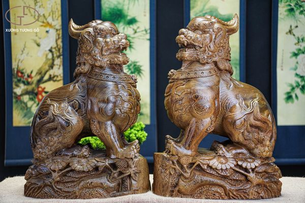 Lân sư mun đuôi công ( trái + phải )