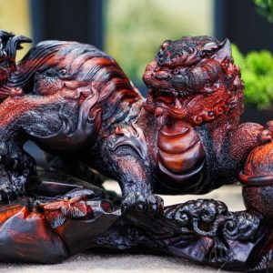 Nghê gỗ trắc