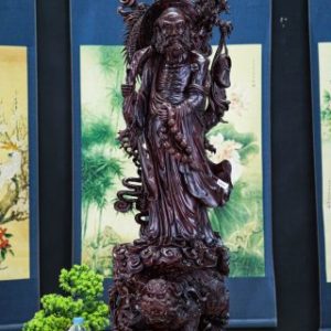 Đạt ma đứng gỗ tử đàn đỏ