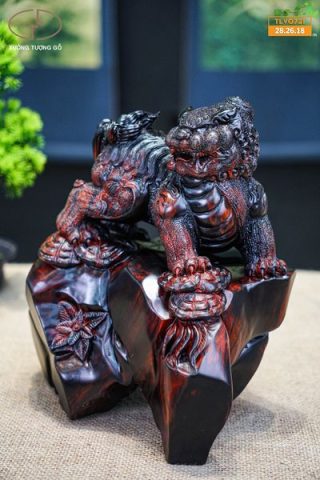 Nghê gỗ trắc