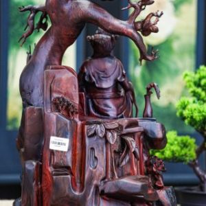 Phật bà gỗ trắc