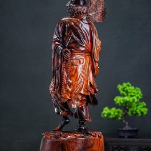 tế công đứng gỗ trắc