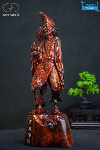 tế công đứng gỗ trắc