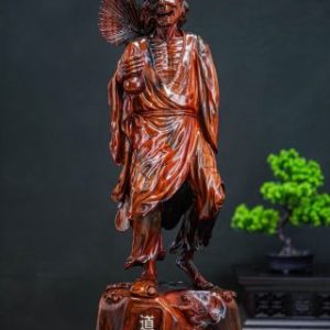 tế công đứng gỗ trắc