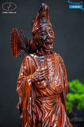 tế công đứng gỗ trắc