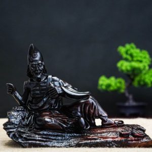 Tế công gỗ trắc