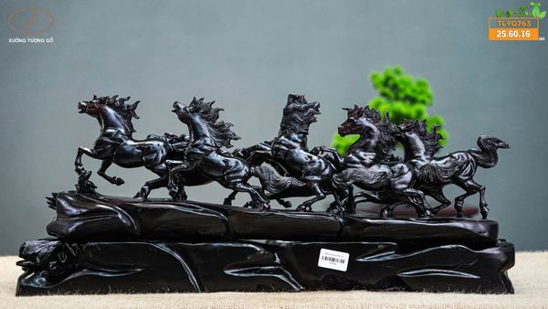 Cầu bát mã tử đàn tím