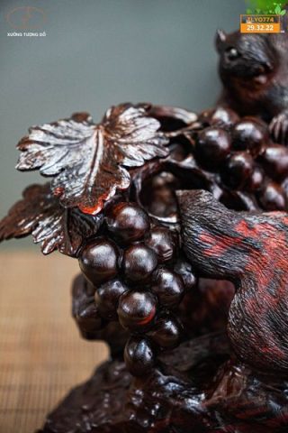 Nho sóc gỗ trắc
