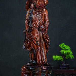 Đạt ma đứng gỗ trắc