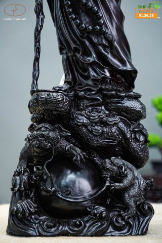 Đạt ma gỗ tử đàn tím Đạt ma gỗ tử đàn tím