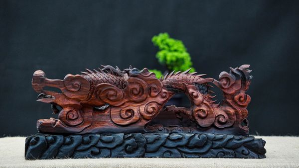 Nhất long gỗ tử đàn
