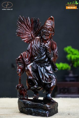 Tế công đứng gỗ trắc Tế công đứng gỗ trắc