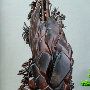 Gia đình gà gỗ trắc