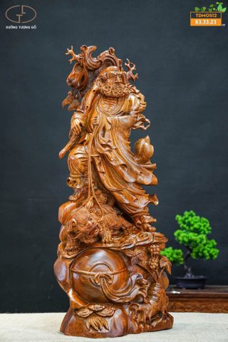 Đạt ma gỗ hương Đạt ma gỗ hương