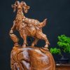 Nhất dương chấn bao tiền gỗ hương