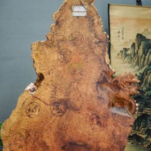 Di lạc tứ linh gỗ nu hương Di lạc tứ linh gỗ nu hương