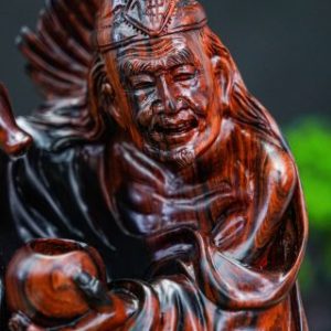Tế công gỗ trắc
