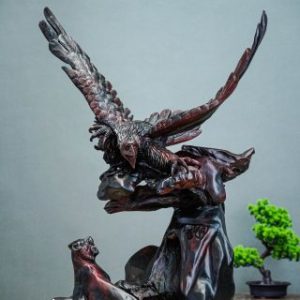 Đại bàng gỗ trắc Đại bàng gỗ trắc