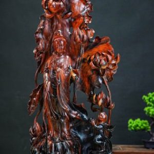 Phật bà gỗ trắc