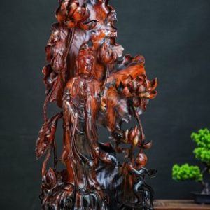 Phật bà gỗ trắc