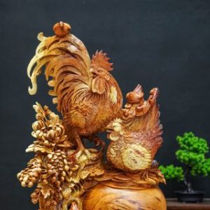 Gia đình gà gỗ hương