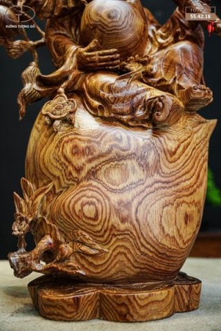 ông thọ ngự đào tiên gỗ cẩm