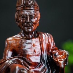 tế công gỗ trắc