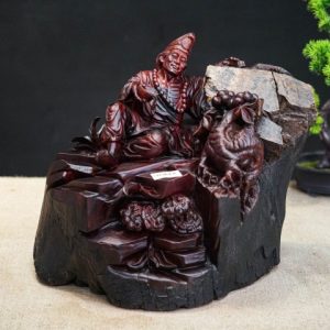 Tế công gỗ trắc