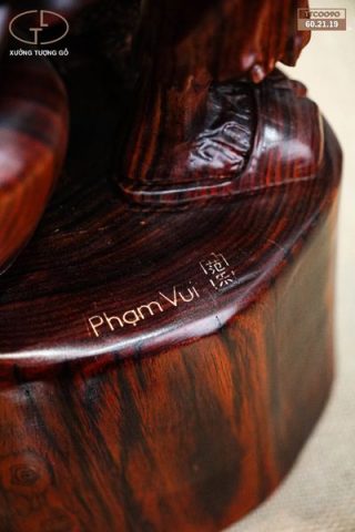 tế công gỗ trắc