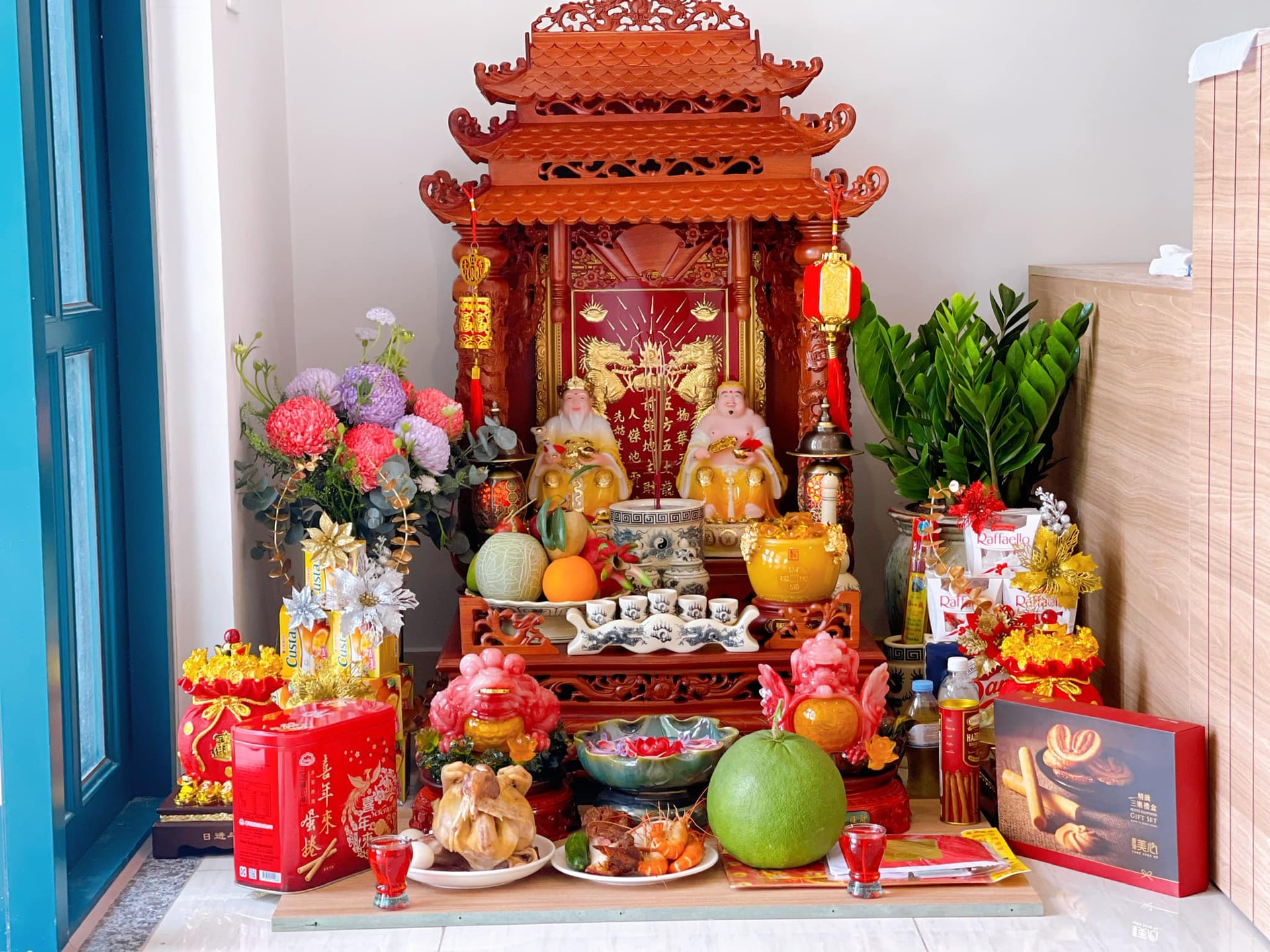 Cúng Thần Tài hằng ngày: Cách cúng, lễ vật và văn khấn chuẩn nhất để chiêu tài – rước lộc