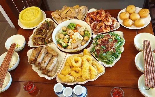 Bài Cúng Đưa Ông Bà Ngày Mùng 3 Tết Chuẩn Nhất – Văn Khấn, Mâm Lễ & Cách Cúng Đúng Mâm cúng truyền thống mùng 3 Tết