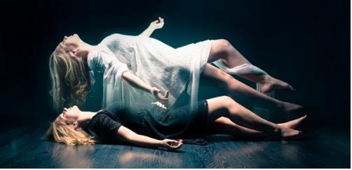 Người sống chết xuất hiện trong giấc mơ bí ẩn