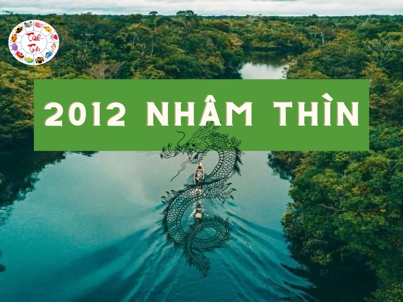 Nữ sinh mặc áo dài trắng năm 2012 vui tươi