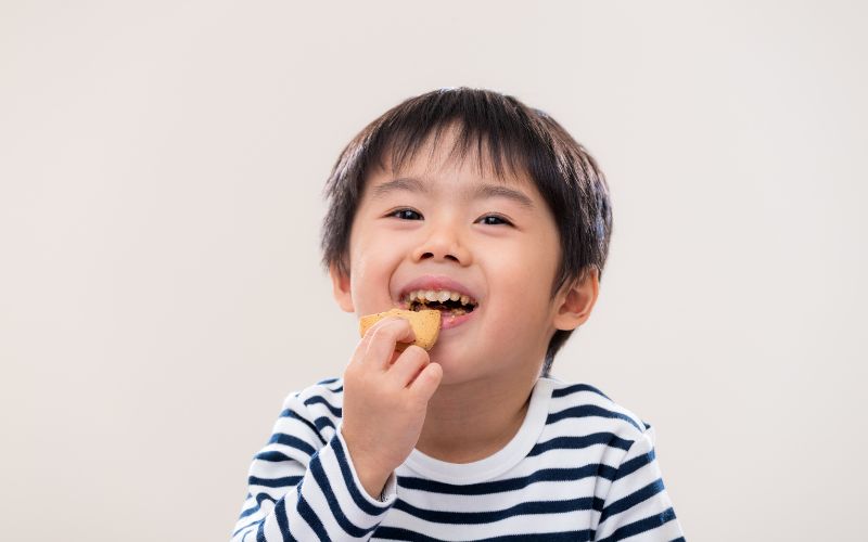 Đặt tên con trai ý nghĩa và hợp phong thủy
