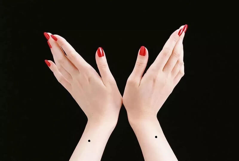 Các vị trí nốt ruồi tay trái