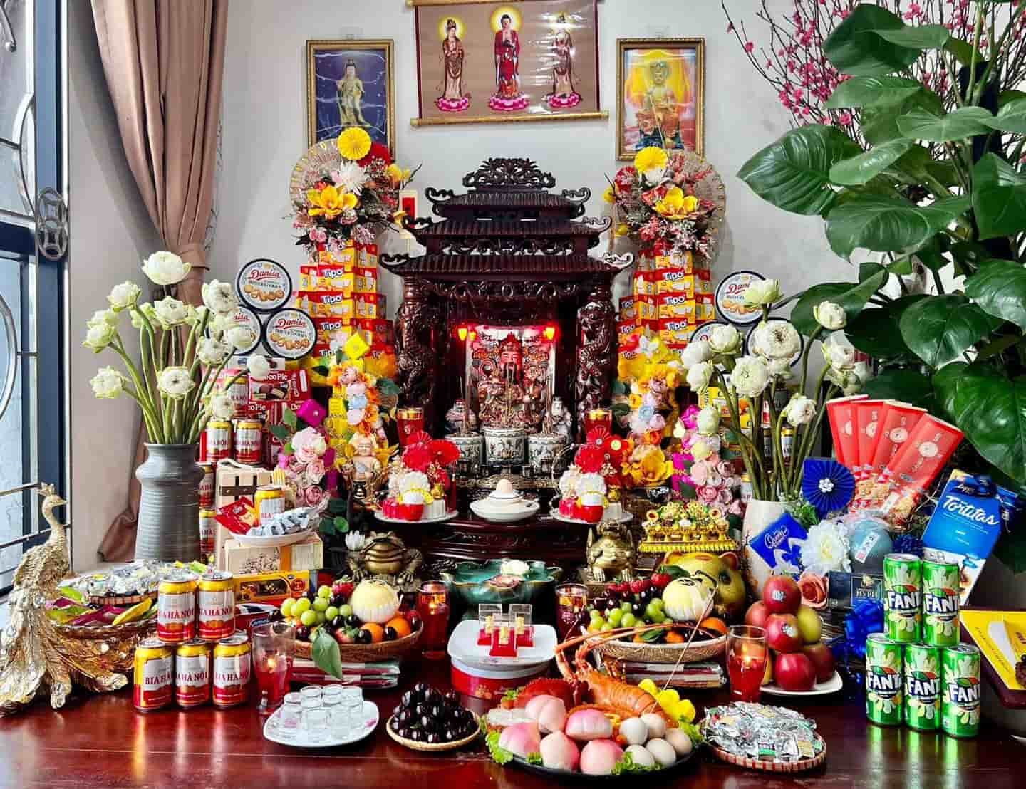 Cúng thần tài mùng 10 tháng Giêng tại gia