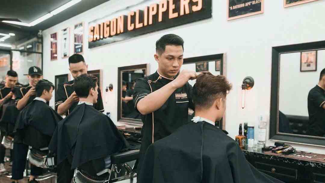 Cắt tóc ngắn trong mơ nên đánh số gì