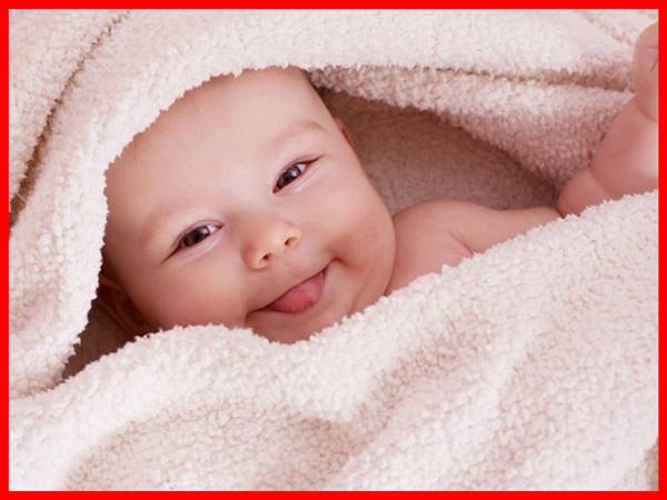 Trẻ sơ sinh trong giấc mơ và con số đánh đề